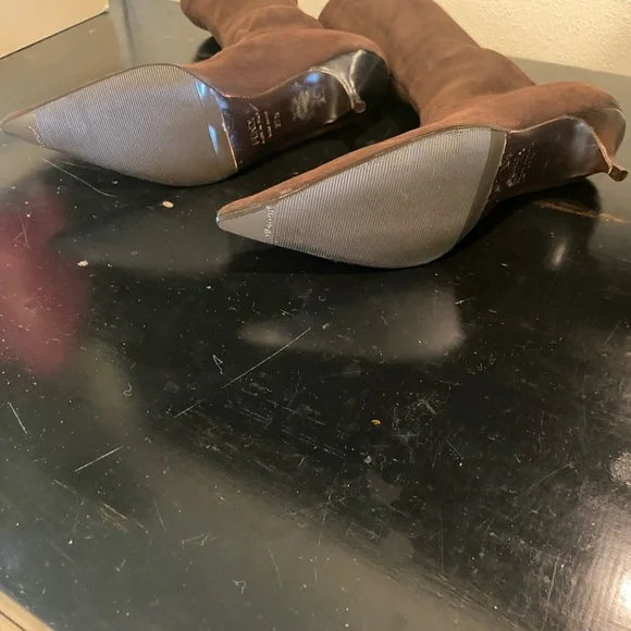 FENDI SUEDE BOOTS PREOWNED SIZE-7.5
